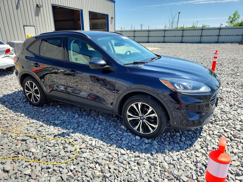 Продажа на аукционе авто 2021 Ford Escape, vin: 1FMCU9BZ6MUB15357, номер лота: 55144576