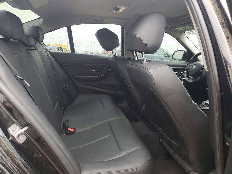 Продаж на аукціоні авто 2016 Bmw 320, vin: WBA8E1G55GNU10802, номер лоту: 54400956