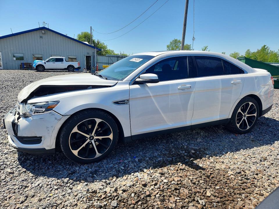 52164636 :رقم المزاد ، 1FAHP2E80EG136707 vin ، 2014 Ford Taurus مزاد بيع