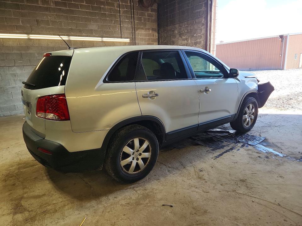 Продаж на аукціоні авто 2011 Kia Sorento, vin: 5XYKT3A18BG181189, номер лоту: 52025906