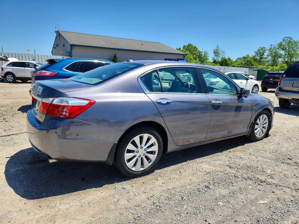 2015 Honda Accord მანქანა იყიდება აუქციონზე, vin: 1HGCR2F83FA155013, აუქციონის ნომერი: 53020636