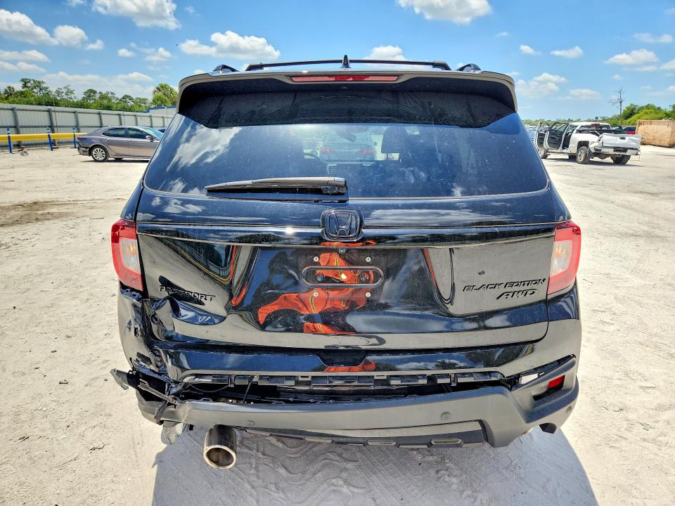 Продаж на аукціоні авто 2024 Honda Passport, vin: 5FNYF8H82RB016323, номер лоту: 52149426
