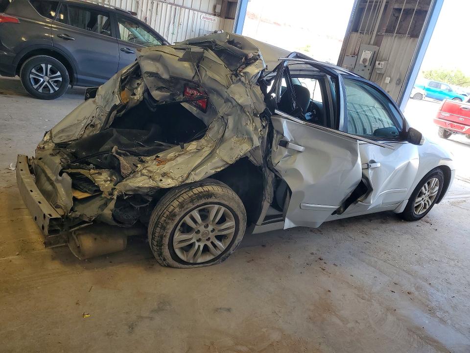 2011 Nissan Alitma მანქანა იყიდება აუქციონზე, vin: 1N4AL2AP4BN425462, აუქციონის ნომერი: 52823316
