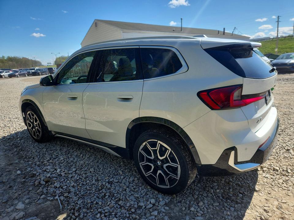53875046 :رقم المزاد ، WBX73EF01P5Y22817 vin ، 2023 Bmw X1 مزاد بيع