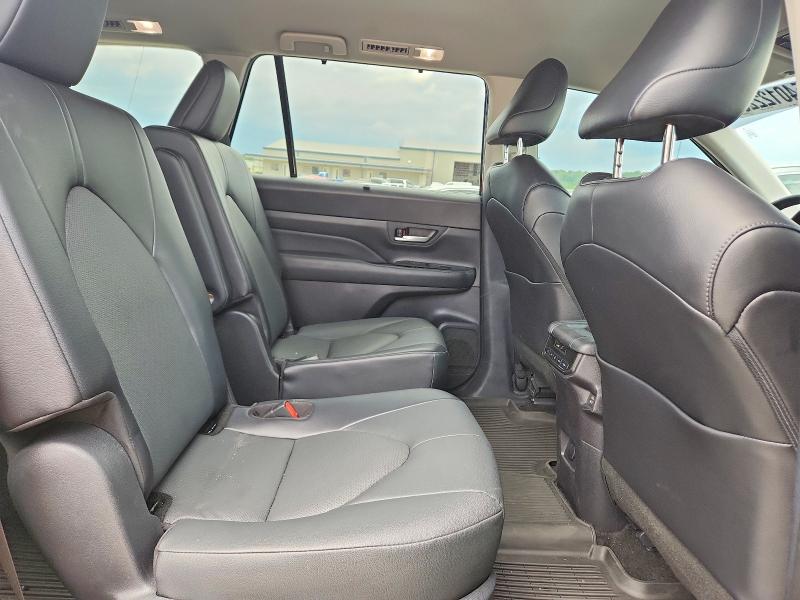Продаж на аукціоні авто 2024 Toyota Grand Highlander, vin: 5TDAAAB54RS052256, номер лоту: 54012226