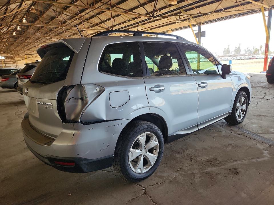 2015 Subaru Forester მანქანა იყიდება აუქციონზე, vin: JF2SJAHCXFH584722, აუქციონის ნომერი: 54252446