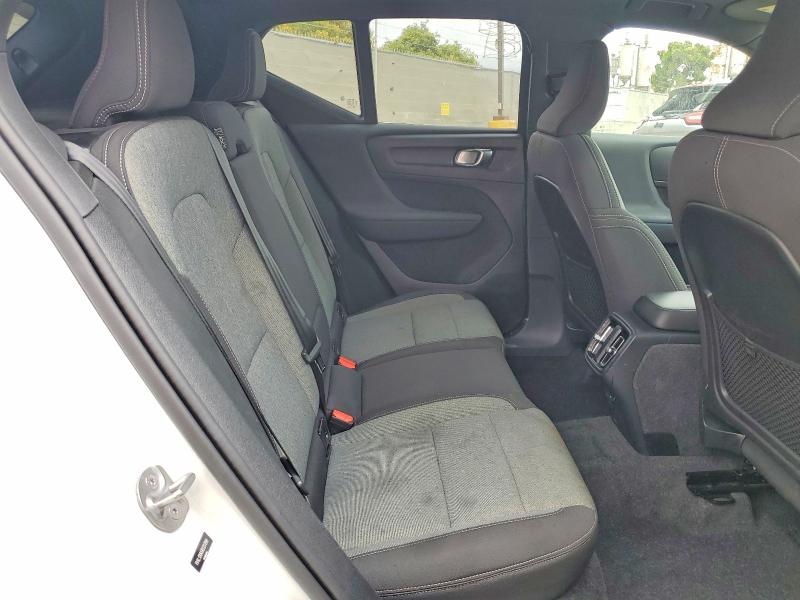 55254816 :رقم المزاد ، YV4L12UK6R2337899 vin ، 2024 Volvo Xc40 مزاد بيع