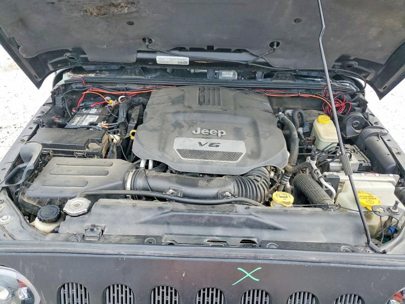 52527126 :رقم المزاد ، 1C4HJWFG4FL542491 vin ، 2015 Jeep Wrangler Unlimited مزاد بيع