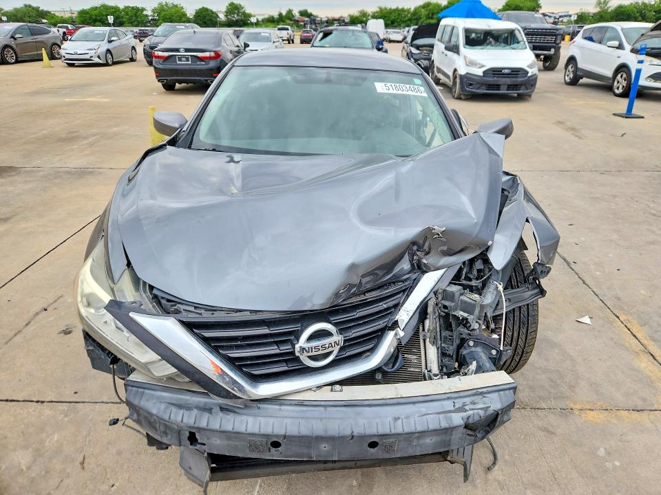 Продаж на аукціоні авто 2018 Nissan Altima, vin: 1N4AL3AP7JC234585, номер лоту: 51803486