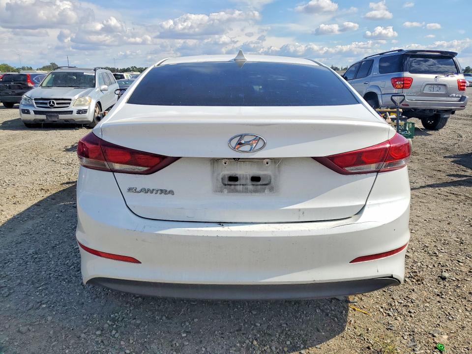 Продажа на аукционе авто 2018 Hyundai Elantra, vin: 5NPD84LF1JH272644, номер лота: 54733926
