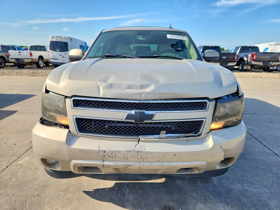 Продажа на аукционе авто 2007 Chevrolet Suburban, vin: 3GNFK16357G258667, номер лота: 52230636