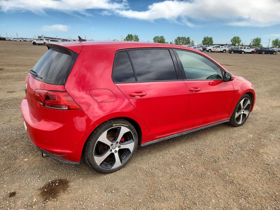 2015 Volkswagen Gti მანქანა იყიდება აუქციონზე, vin: 3VW4T7AU6FM005841, აუქციონის ნომერი: 54841506