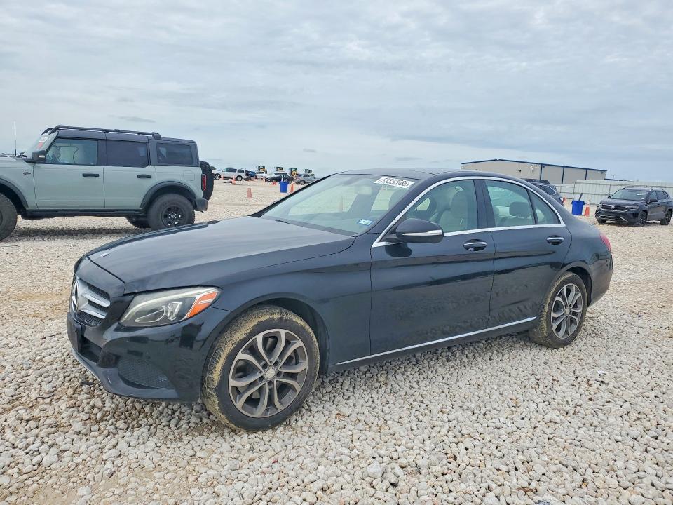 Продажа на аукционе авто 2015 Mercedes-benz C, vin: 55SWF4KB5FU012717, номер лота: 55322666