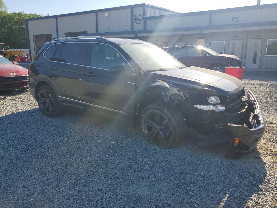54093016 :رقم المزاد ، 3VV3B7AX0KM027521 vin ، 2019 Volkswagen Tiguan مزاد بيع