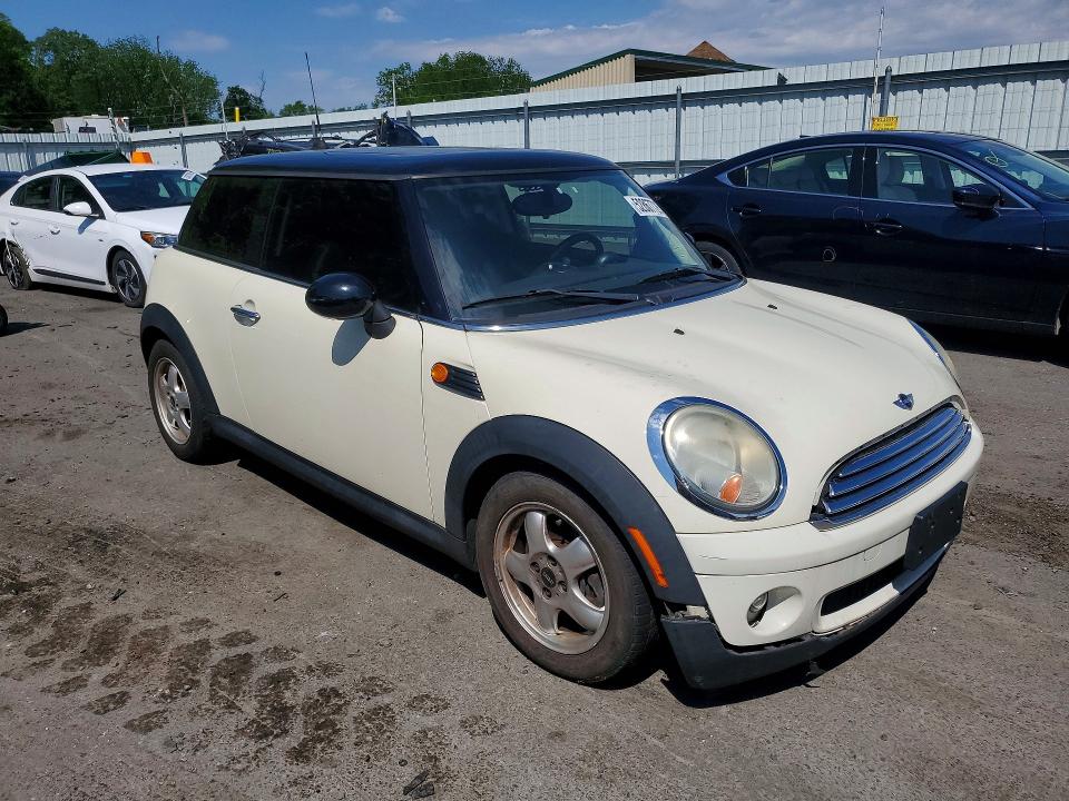 52867726 :رقم المزاد ، WMWMF33519TW72988 vin ، 2009 Mini Cooper مزاد بيع
