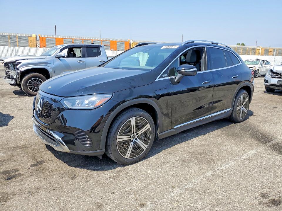 53088146 :رقم المزاد ، 4JGGM2BB2TA074561 vin ، 2026 Mercedes-benz Eqe Suv مزاد بيع