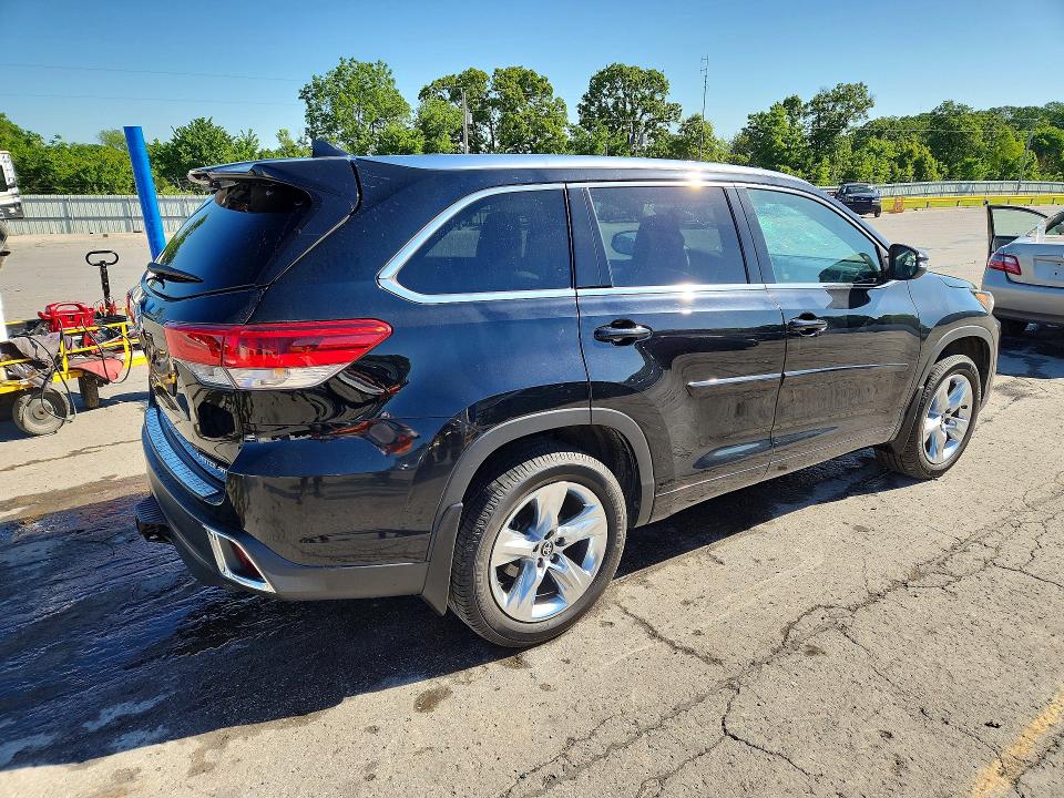 2019 Toyota Highlander მანქანა იყიდება აუქციონზე, vin: 5TDDZRFH0KS968429, აუქციონის ნომერი: 53375776