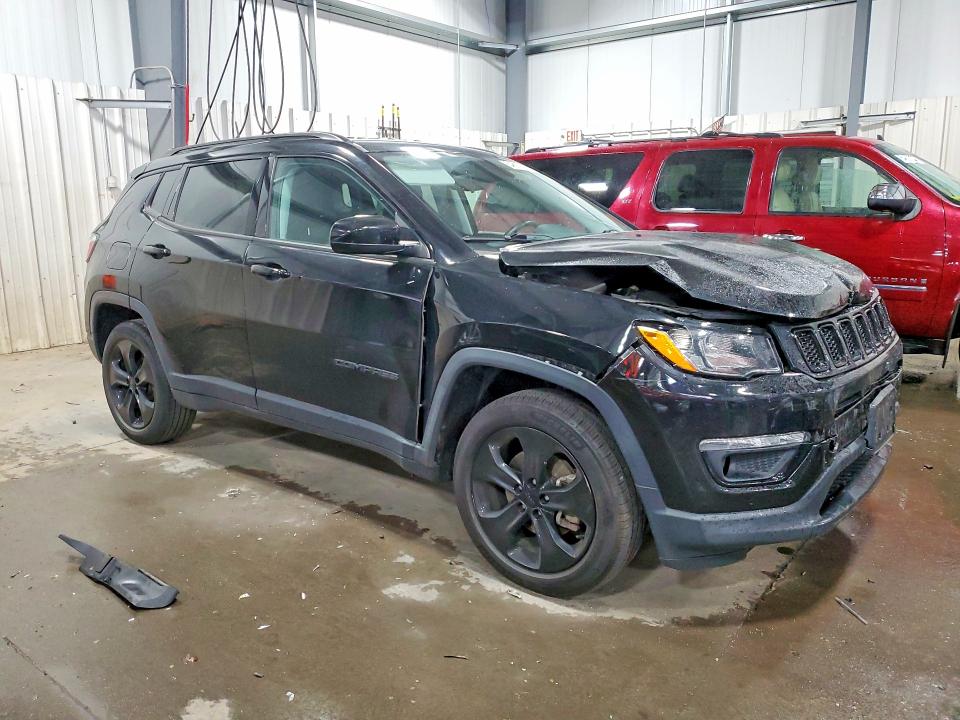 2018 Jeep Compass მანქანა იყიდება აუქციონზე, vin: 3C4NJDBB0JT304085, აუქციონის ნომერი: 54617216