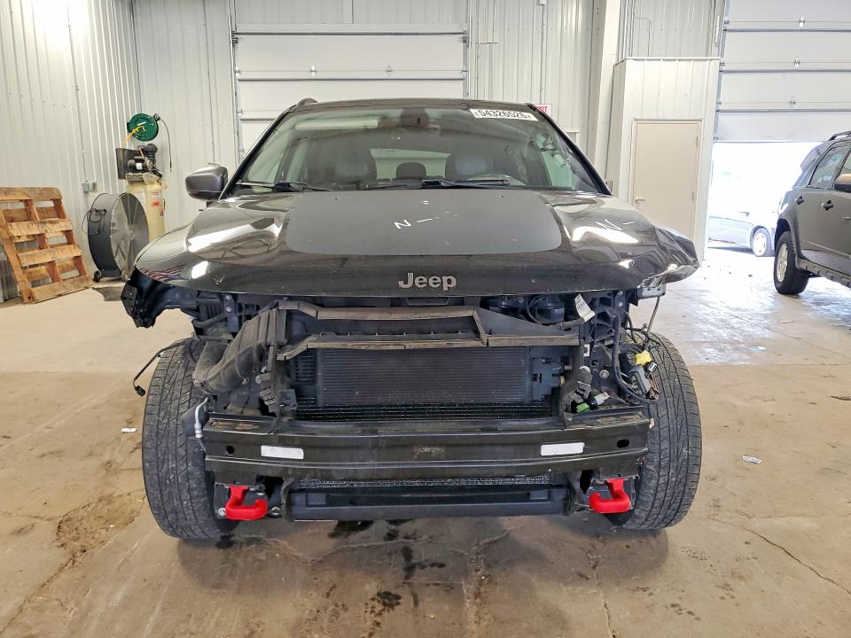 2018 Jeep Compass მანქანა იყიდება აუქციონზე, vin: 3C4NJDDB8JT280972, აუქციონის ნომერი: 54326526