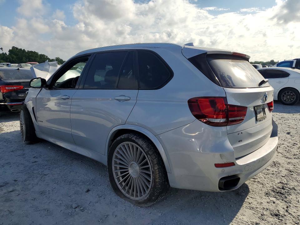 52069396 :رقم المزاد ، 5UXKR6C33H0U13077 vin ، 2017 Bmw X5 مزاد بيع