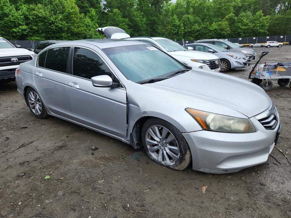 55023936 :رقم المزاد ، 1HGCP2E74BA095607 vin ، 2011 Honda Accord مزاد بيع