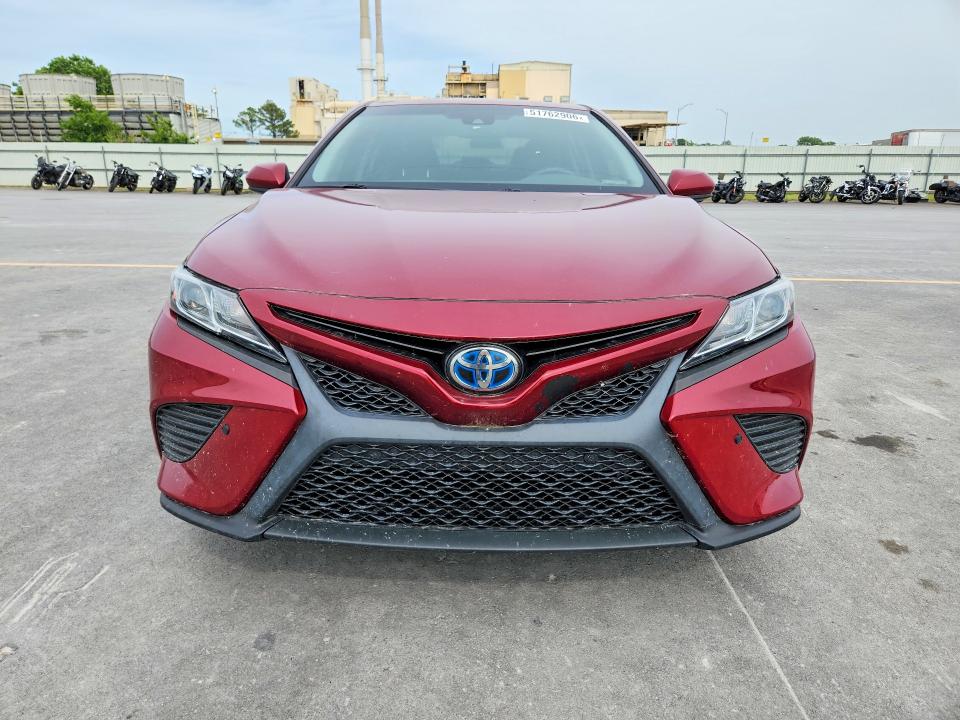 Auction sale of the 2018 Toyota Camry Hybrid, vin: 4T1B21HK6JU509966, lot number: 51762906