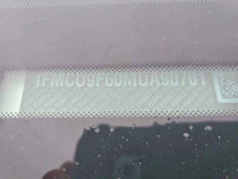 Продажа на аукционе авто 2021 Ford Escape, vin: 1FMCU9F60MUA90701, номер лота: 54129926