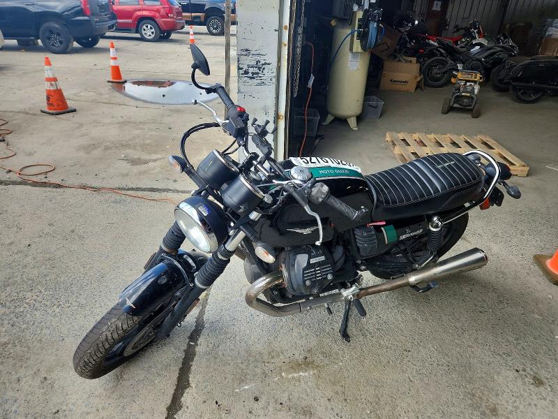 2017 Moto Guzzi V7 Iii მანქანა იყიდება აუქციონზე, vin: ZGULDUA01HM000002, აუქციონის ნომერი: 52761026