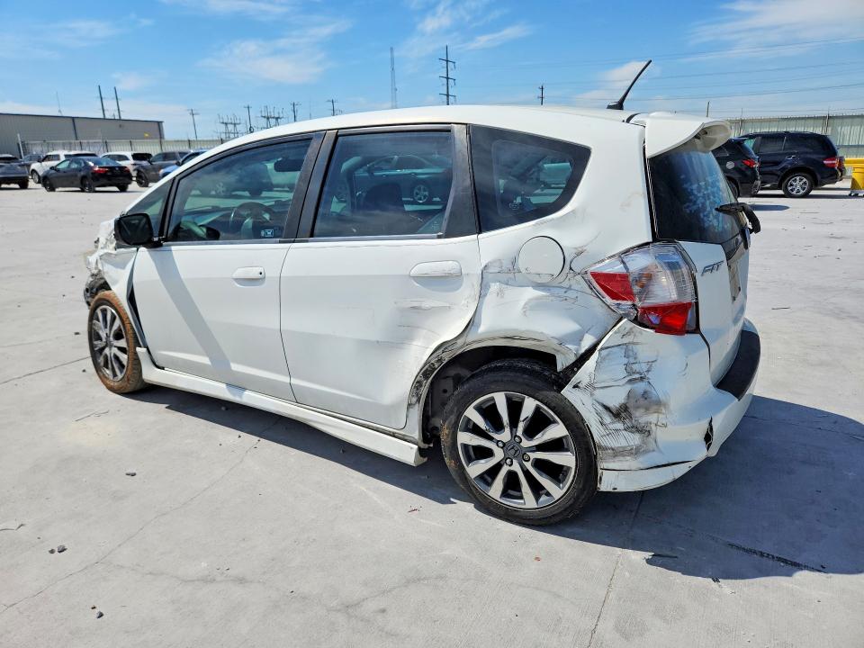 2013 Honda Fit მანქანა იყიდება აუქციონზე, vin: JHMGE8H65DC011957, აუქციონის ნომერი: 53811726