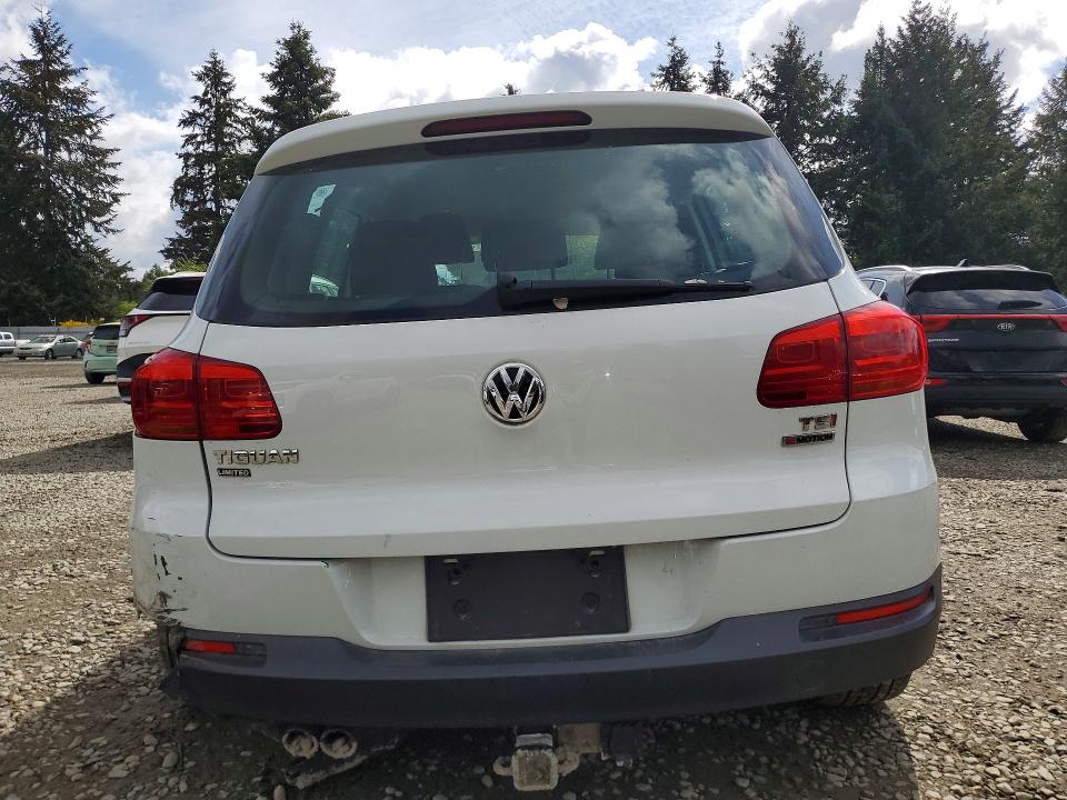 53657896 :رقم المزاد ، WVGBV7AX2JK001067 vin ، 2018 Volkswagen Tiguan Limited مزاد بيع