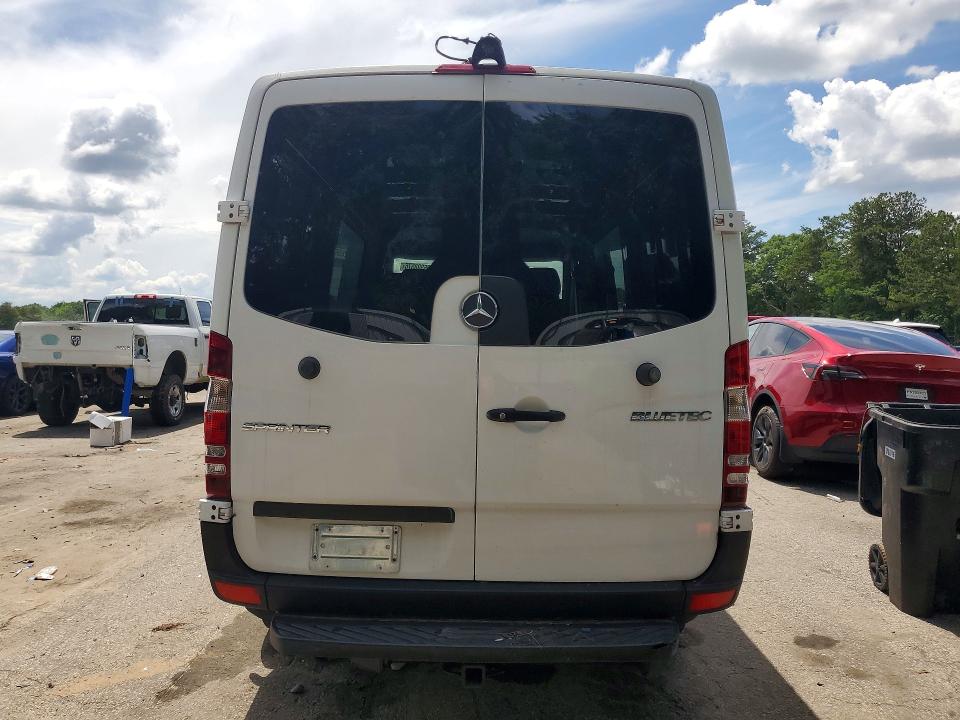 Продажа на аукционе авто 2015 Mercedes-benz Sprinter, vin: WD3PE7CC3F5956903, номер лота: 55308576