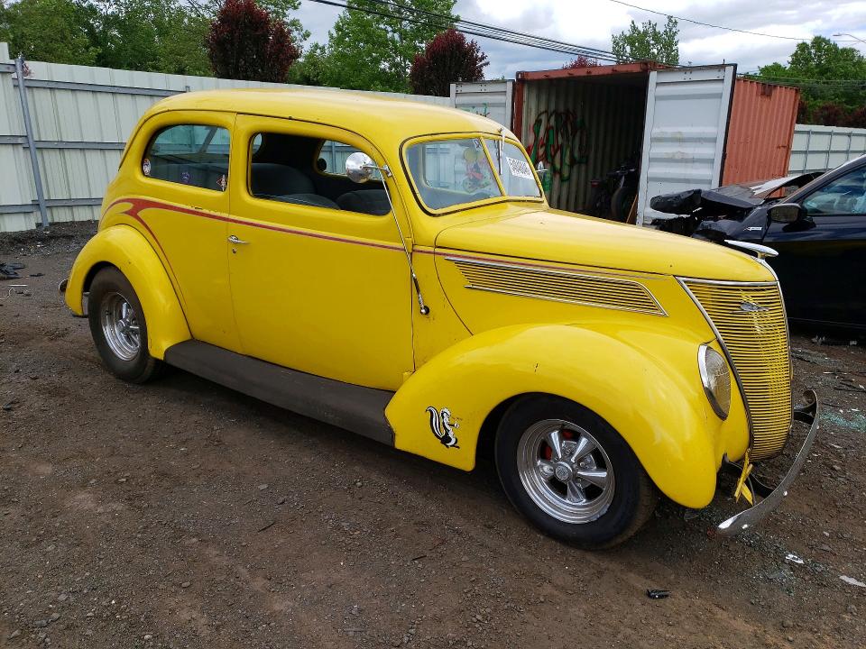 1937 Ford Custom Deluxe მანქანა იყიდება აუქციონზე, vin: 183927822, აუქციონის ნომერი: 54846846