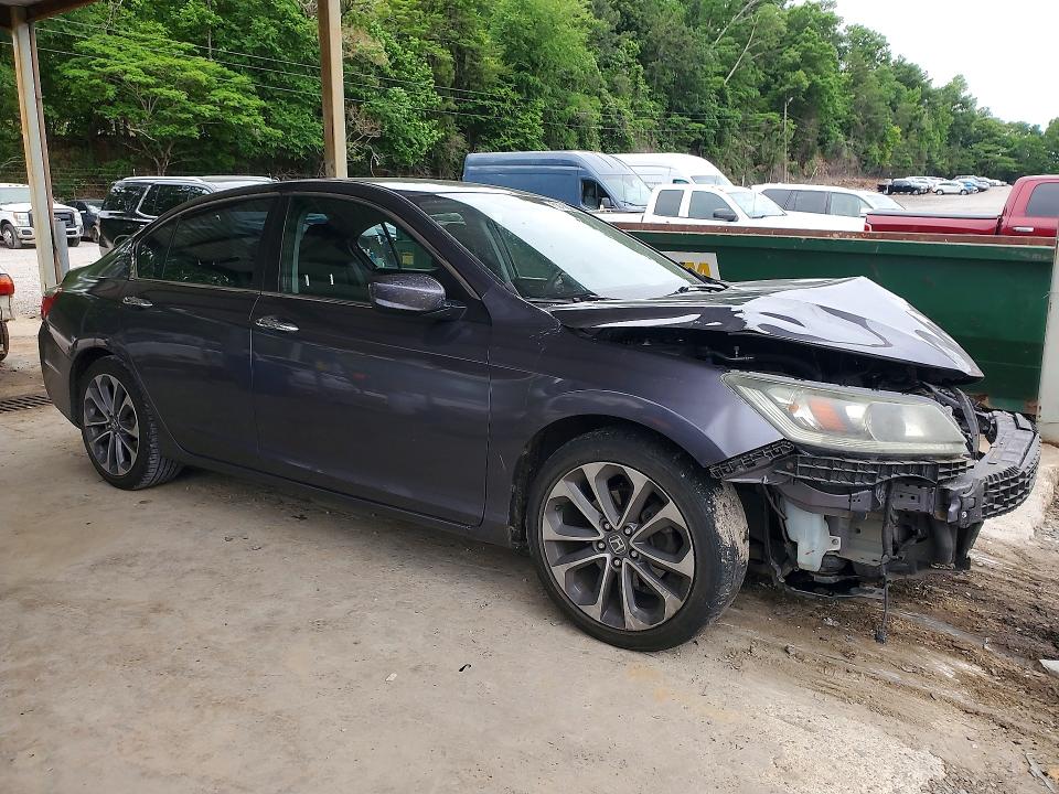 2015 Honda Accord მანქანა იყიდება აუქციონზე, vin: 1HGCR2F52FA107816, აუქციონის ნომერი: 52188226
