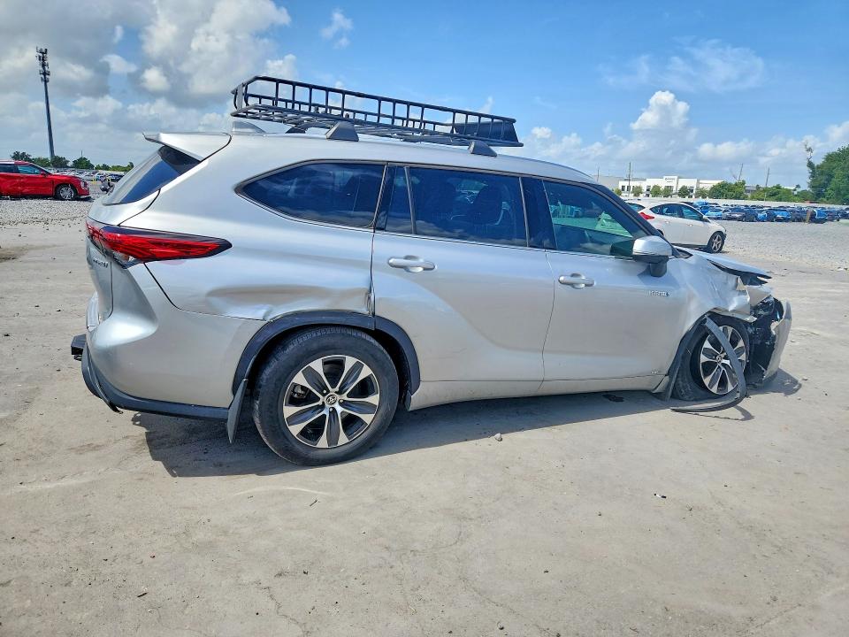 55148116 :رقم المزاد ، 5TDGBRCH7MS059791 vin ، 2021 Toyota Highlander مزاد بيع