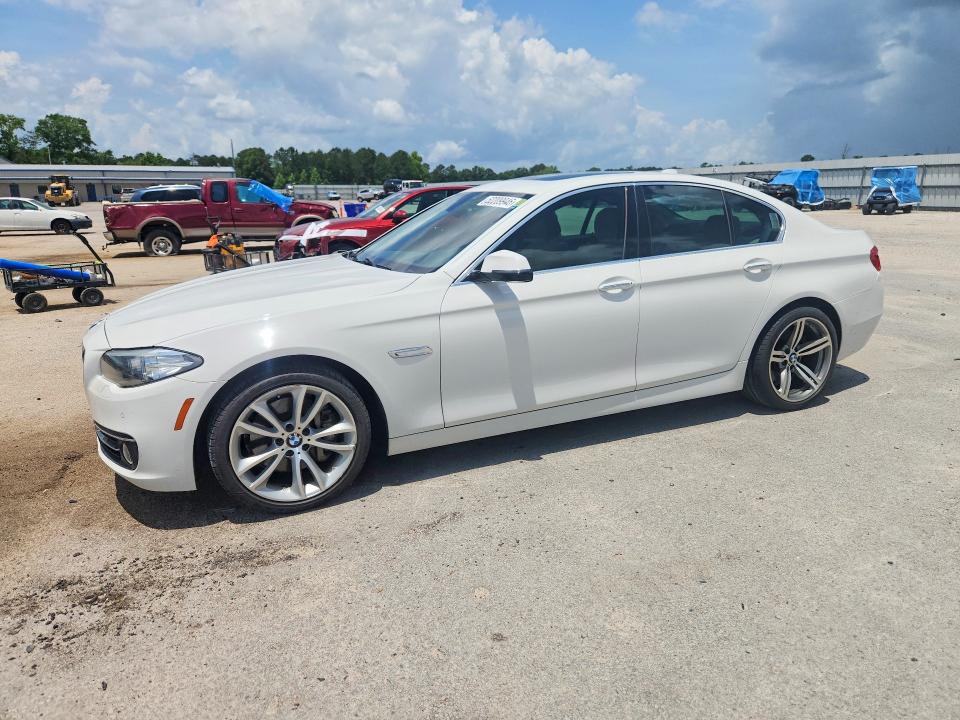 52209946 :رقم المزاد ، WBAXA5C5XGD691876 vin ، 2016 Bmw 535 مزاد بيع
