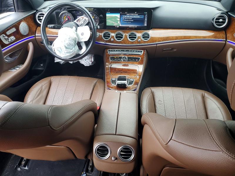 53779246 :رقم المزاد ، WDDZF4KB7KA512594 vin ، 2019 Mercedes-benz E مزاد بيع