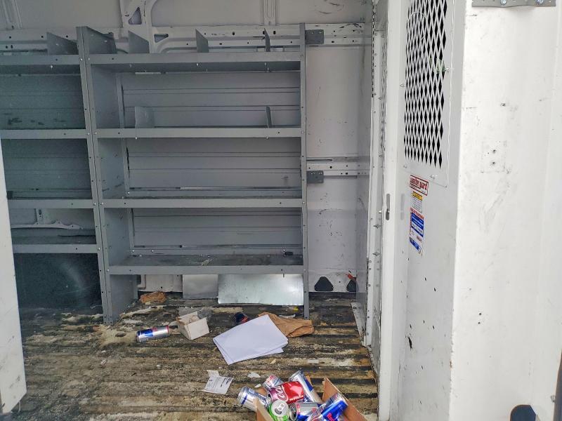 52152146 :رقم المزاد ، 3C6TRVBG0JE143363 vin ، 2018 Ram Promaster 1500 مزاد بيع