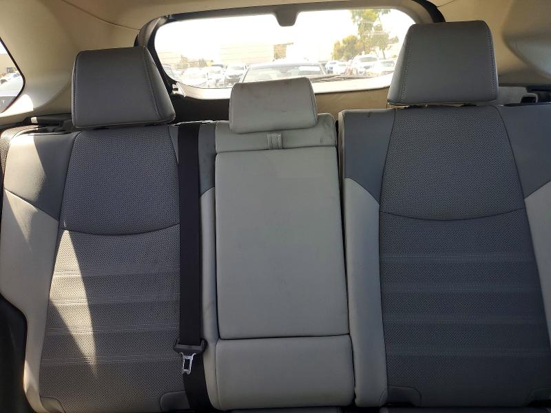 Продажа на аукционе авто 2019 Toyota Rav4, vin: JTMN1RFV6KD022509, номер лота: 53243316