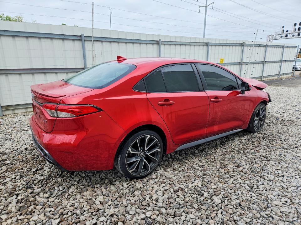 51701546 :رقم المزاد ، JTDP4MCE8MJ064871 vin ، 2021 Toyota Corolla مزاد بيع