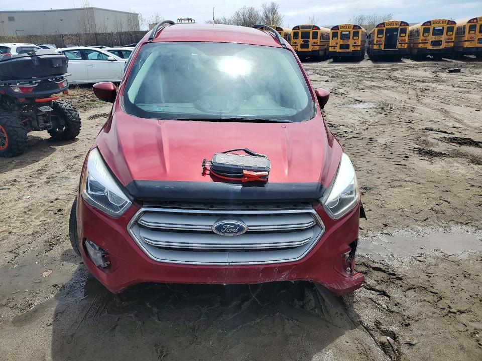 53759406 :رقم المزاد ، 1FMCU9H92JUC23848 vin ، 2018 Ford Escape مزاد بيع