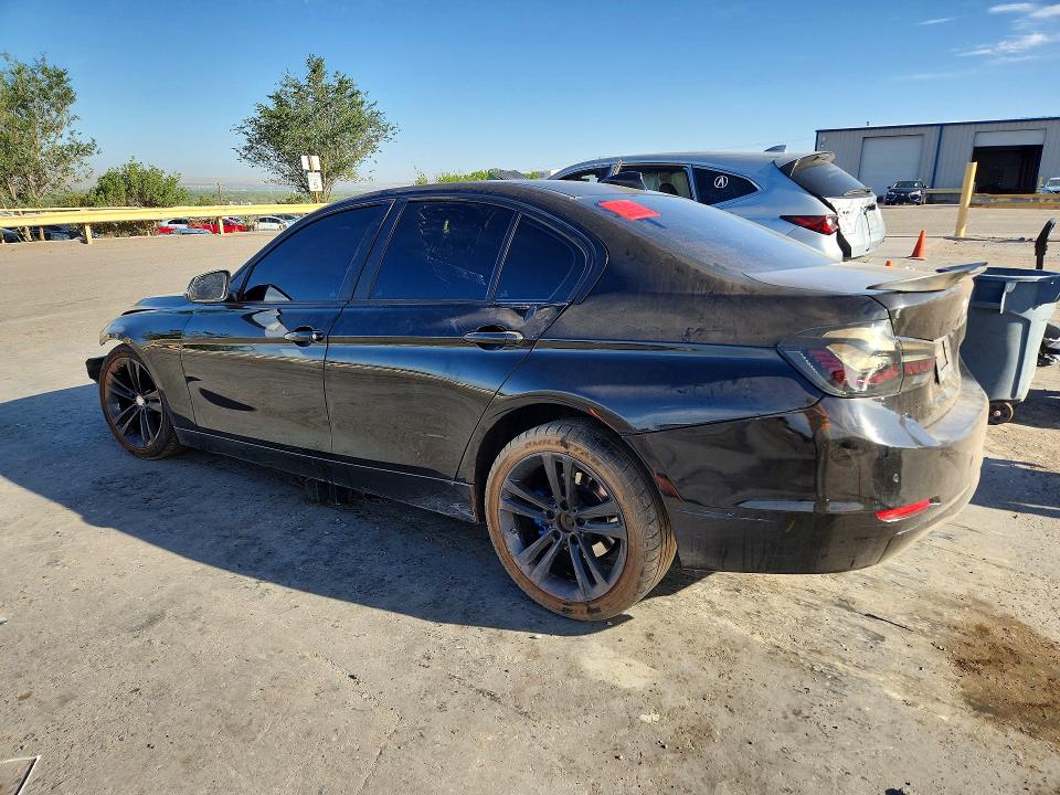 53988226 :رقم المزاد ، WBA3C1C54EK113380 vin ، 2014 Bmw 328 مزاد بيع