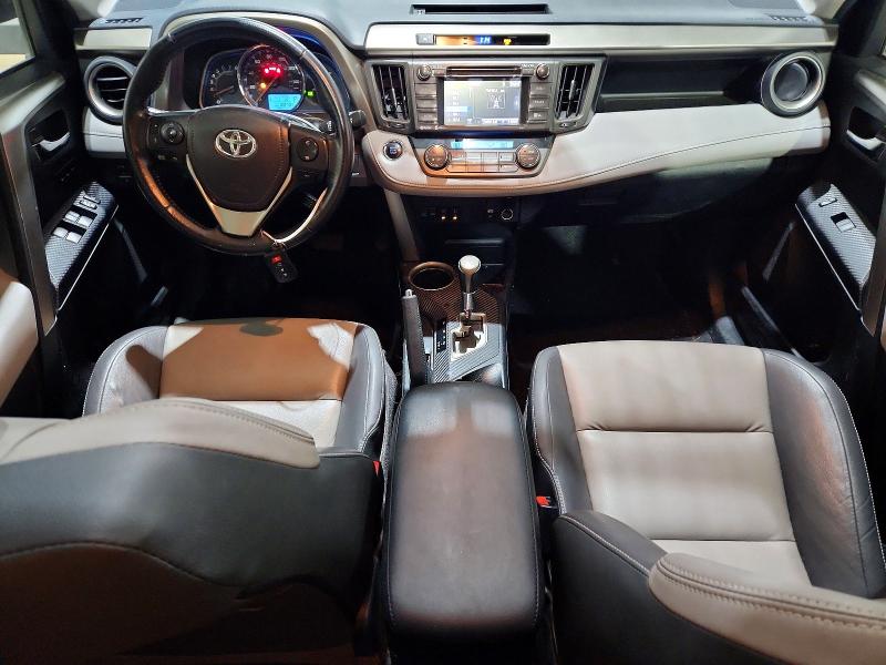 51669856 :رقم المزاد ، JTMDFREV3FD164272 vin ، 2015 Toyota Rav4 مزاد بيع