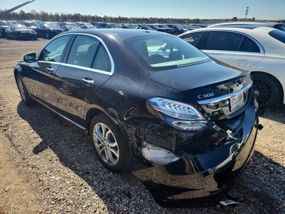 51914896 :رقم المزاد ، 55SWF4KB0JU238771 vin ، 2018 Mercedes-benz C مزاد بيع