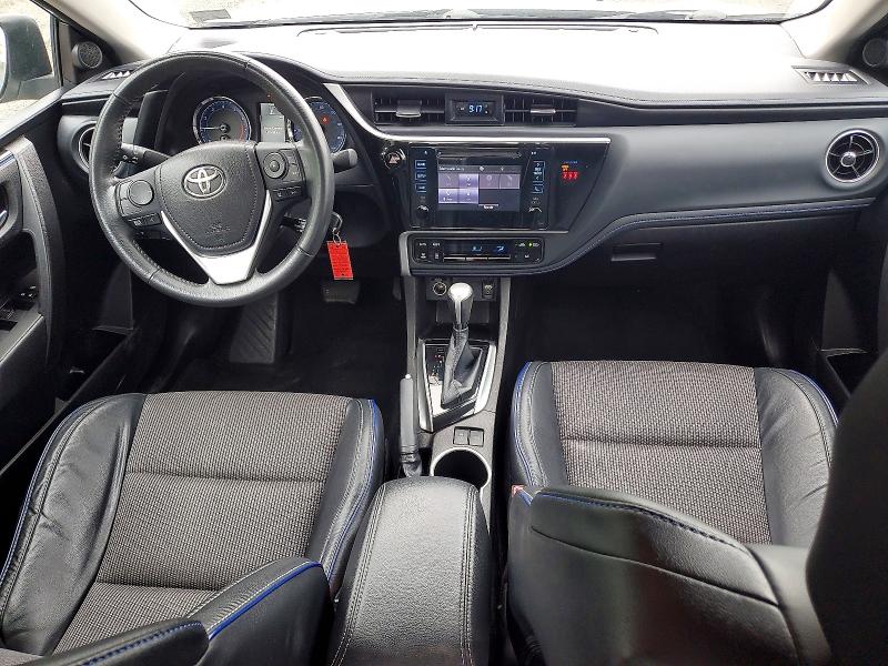 54610816 :رقم المزاد ، 5YFBURHE6JP779333 vin ، 2018 Toyota Corolla مزاد بيع