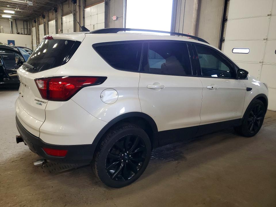 Продажа на аукционе авто 2019 Ford Escape, vin: 1FMCU9J96KUC13206, номер лота: 54135246