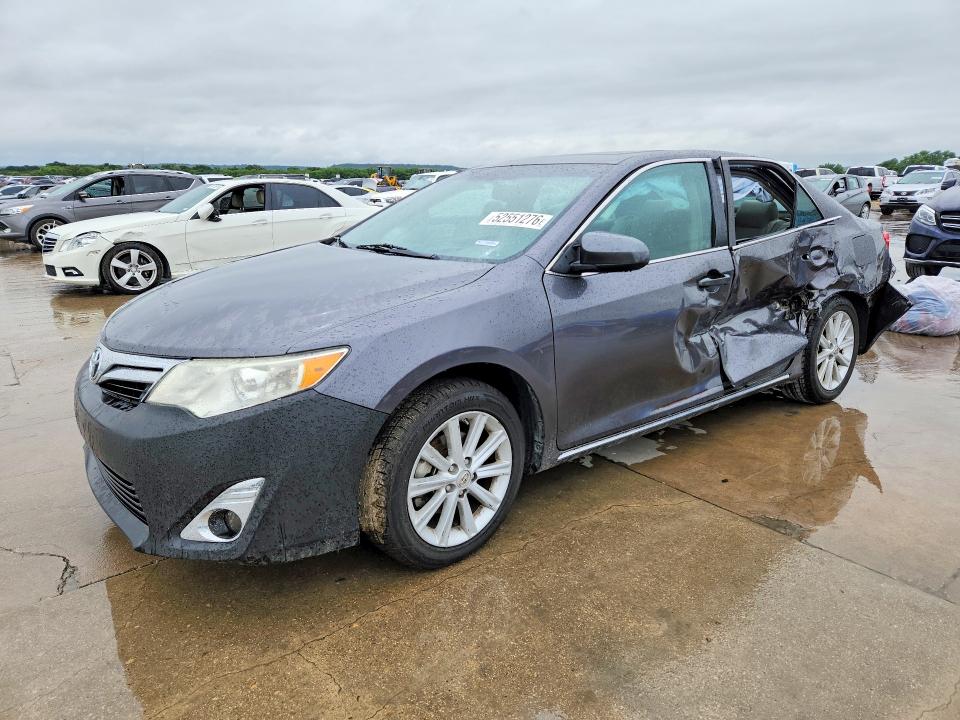 52551276 :رقم المزاد ، 4T4BF1FK9DR308516 vin ، 2013 Toyota Camry مزاد بيع