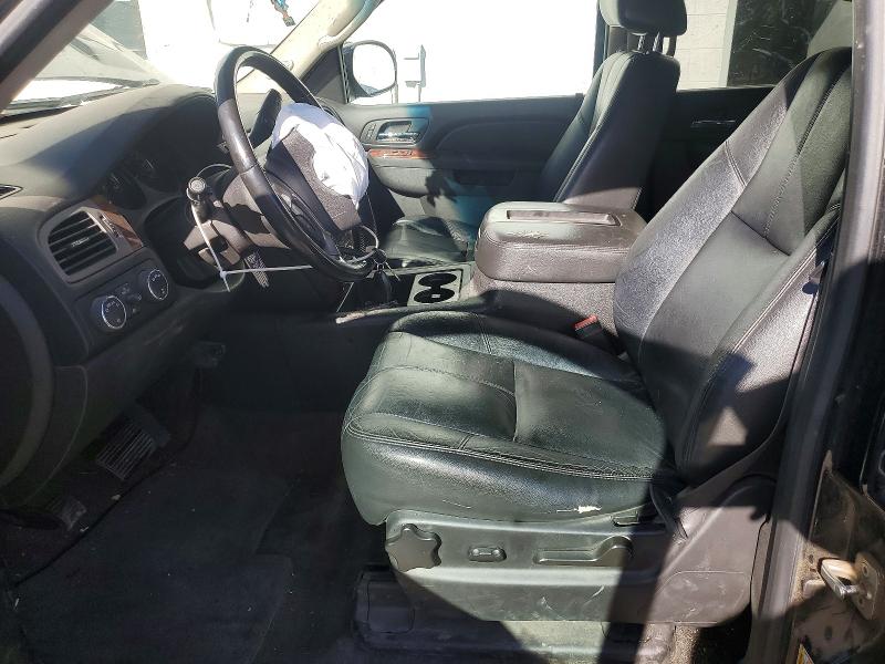 54802996 :رقم المزاد ، 1GNSKJE70DR136927 vin ، 2013 Chevrolet Suburban مزاد بيع