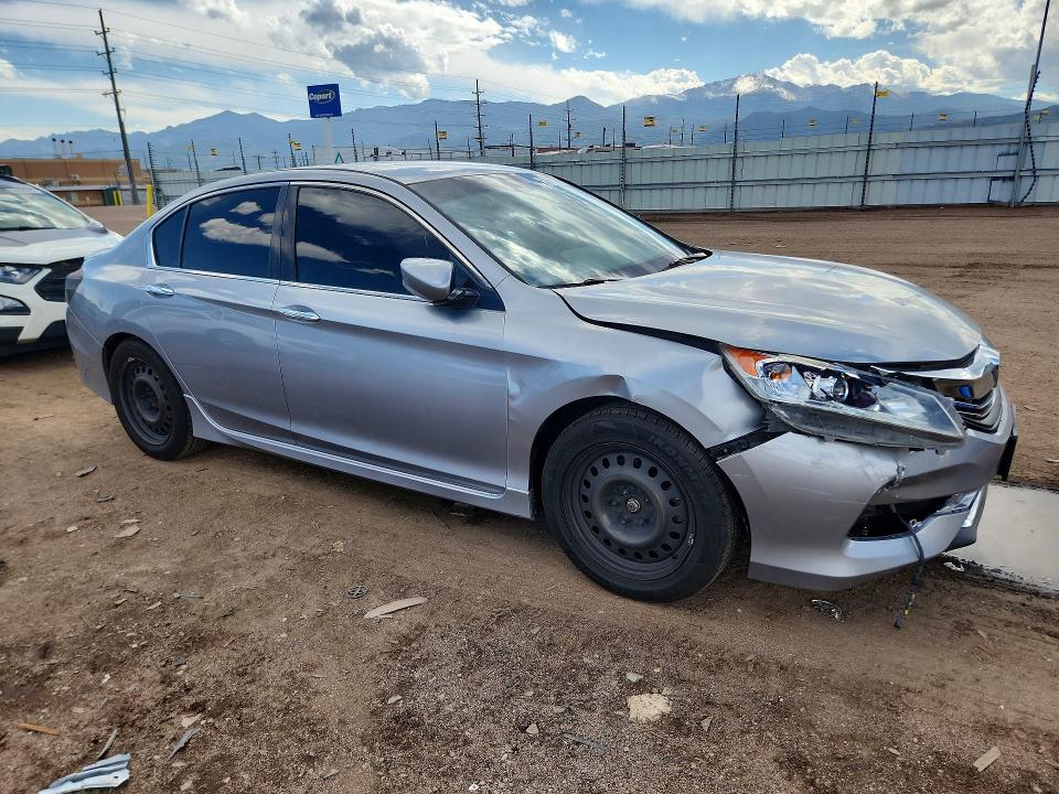 Продажа на аукционе авто 2017 Honda Accord, vin: 1HGCR2F52HA210964, номер лота: 53844616