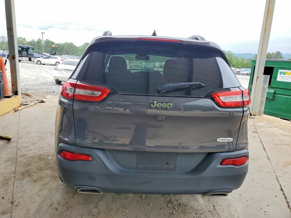 52378156 :رقم المزاد ، 1C4PJLCS0GW222541 vin ، 2016 Jeep Cherokee مزاد بيع