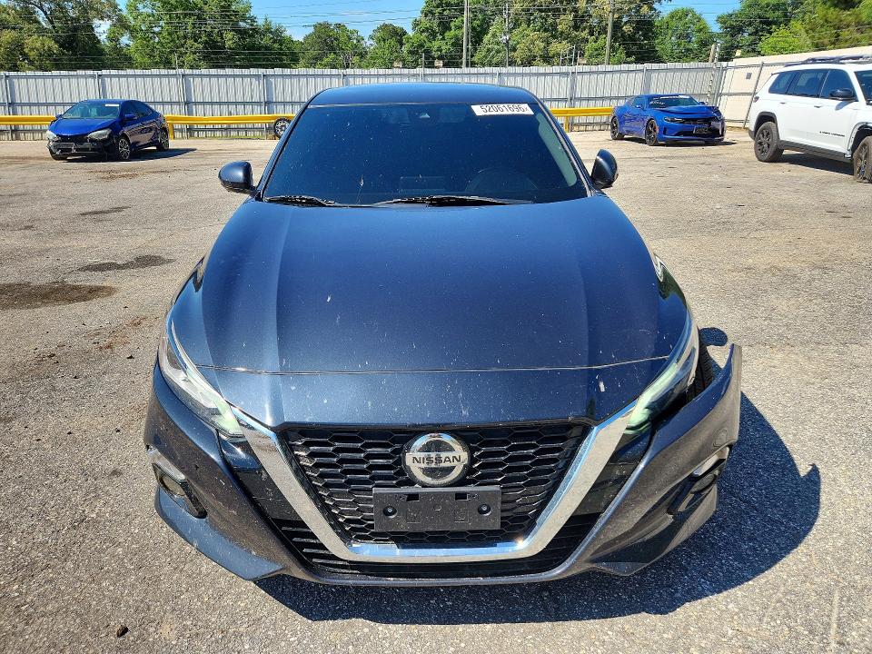 Продажа на аукционе авто 2019 Nissan Altima, vin: 1N4BL4FW4KC137968, номер лота: 52061696